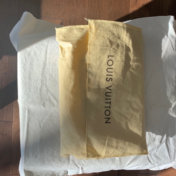 !Price Firm! Louis Vuitton Blue Suhali Leather Bag - Picture 13 of 13